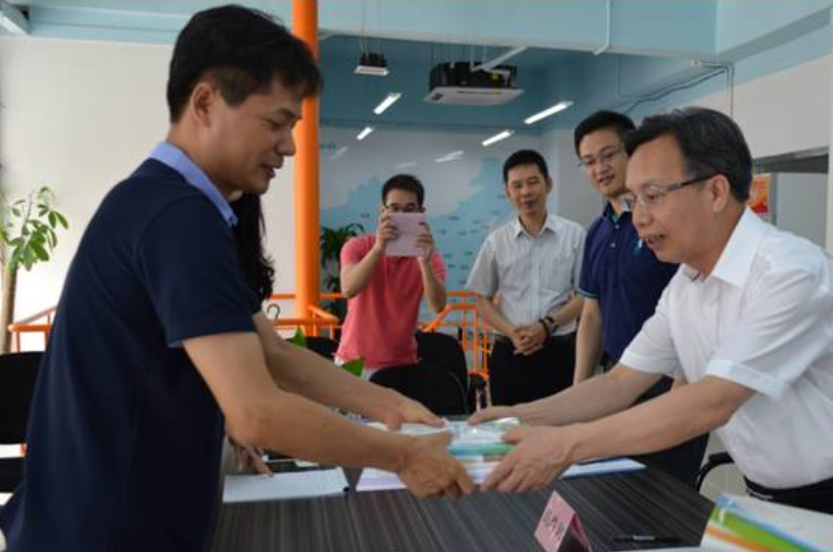 【建黨節(jié)】市領導甄瑞潮等市領導走訪富卡公司